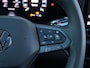 Volkswagen T-Roc R-Line First Edition 1.5 eTSI 150 PK | LED Matrix | Panoramadak | Trekhaak | Black Style | Electrische achterklep |