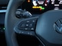 Volkswagen T-Roc R-Line First Edition 1.5 eTSI 150 PK | LED Matrix | Panoramadak | Trekhaak | Black Style | Electrische achterklep |