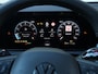 Volkswagen T-Roc R-Line First Edition 1.5 eTSI 150 PK | Trekhaak | Matrix-Led | Panoramadak | Navigatie | 360 camera |