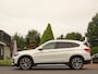 BMW X1 xDrive25i | BOMVOL!! | Uniek | Carplay|Trekhk|PearlWeiss|HUD|Zie tekst!