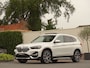BMW X1 xDrive25i | BOMVOL!! | Uniek | Carplay|Trekhk|PearlWeiss|HUD|Zie tekst!