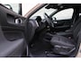 Volvo EX40 Single Motor Extended Range Plus 82 kWh | Trekhaak | Verwarmbare voorstoelen en stuurwiel | Premium audio by Harman Kardon | Keyless | Adaptieve cruise control Warmtepomp