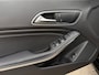Mercedes-Benz CLA 180 Business Solution Automaat / Uniek 31.575 km / 1e Eigenaar / Camera / H-Leder / Navi / 18" Velgen /