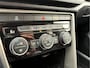 Volkswagen T-Roc 1.0 TSI Style Camera, App Connect, Elek.Achterklep, Trekhaak