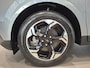 Ford Transit Courier E-Transit Limited 46 kWh | TREKHAAK | STOEL, STUUR EN VOORRUIT VERWARMING | 17 INCH LICHTMETALEN VELGEN | NAVIGATIE |