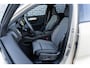 Volvo XC40 2.0 B4 Plus Dark | Trekhaak | Harman Kardon Audio | Achteruitrijcamera | Parkeersensoren | Keyless Entry | Elektrische Achterklep | Elektrisch Verstelbare Voorstoelen | Stoelverwarming | Google Navigatie | Apple Carplay | Android Auto | Lichtmetalen Velgen 18 inch