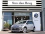 Volkswagen Up! 1.0 75 pk BMT cross up! | Cruise Control | Climate control | PDC | Stoelverwarming | Bluetooth |