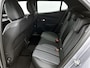 Peugeot e-2008 SUV EV Allure Avantage 54 kWh 156pk | Accu 98% | Lage kilometerstand! | 406km WLTP Actieradius | Navigatie | 360° Camera | Climate Control | Adaptieve Cruise Control | Parkeersensoren v+a | Dodehoeksensor | Keyless | Draadloze Apple Carplay / Android Auto + telefoonlader | Digitaal instrumentenpaneel | Armsteun | Elektrisch inklapbare spiegels | DAB+ radio | Led koplampen | Donker getint glas | 17" lichtmetalen velgen |
