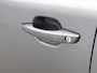 Peugeot e-2008 SUV EV Allure Avantage 54 kWh 156pk | Accu 98% | Lage kilometerstand! | 406km WLTP Actieradius | Navigatie | 360° Camera | Climate Control | Adaptieve Cruise Control | Parkeersensoren v+a | Dodehoeksensor | Keyless | Draadloze Apple Carplay / Android Auto + telefoonlader | Digitaal instrumentenpaneel | Armsteun | Elektrisch inklapbare spiegels | DAB+ radio | Led koplampen | Donker getint glas | 17" lichtmetalen velgen |
