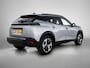 Peugeot e-2008 SUV EV Allure Avantage 54 kWh 156pk | Accu 98% | Lage kilometerstand! | 406km WLTP Actieradius | Navigatie | 360° Camera | Climate Control | Adaptieve Cruise Control | Parkeersensoren v+a | Dodehoeksensor | Keyless | Draadloze Apple Carplay / Android Auto + telefoonlader | Digitaal instrumentenpaneel | Armsteun | Elektrisch inklapbare spiegels | DAB+ radio | Led koplampen | Donker getint glas | 17" lichtmetalen velgen |