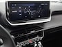 Peugeot e-2008 SUV EV Allure Avantage 54 kWh 156pk | Accu 98% | Lage kilometerstand! | 406km WLTP Actieradius | Navigatie | 360° Camera | Climate Control | Adaptieve Cruise Control | Parkeersensoren v+a | Dodehoeksensor | Keyless | Draadloze Apple Carplay / Android Auto + telefoonlader | Digitaal instrumentenpaneel | Armsteun | Elektrisch inklapbare spiegels | DAB+ radio | Led koplampen | Donker getint glas | 17" lichtmetalen velgen |