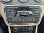 Mercedes-Benz GLA 200 Ambition VERWACHT !! | AUTOMAAT | TREKHAAK | LEDER | NAVIGATIE | STOELVERWARMING | AIRCO | RADIO | PDC | CAMERA | 12 MAANDEN BOVAG GARANTIE |