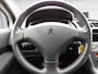 Peugeot 3008 1.6 e-HDI Active AUTOMAAT! PANODAK! NAVI! BLUETOOTH! CRUISE! CLIMA! APK T/M 13-6-2027!