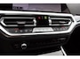 BMW 3-Serie Touring 320e High Executive|Sportline|Automaat|Navi|AppleCarplay|Laserlight|Head Up|Sfeerverlichting|Shadowline|18inch