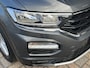 Volkswagen T-Roc 1.0 TSI Style / TREKHAAK/ ADAPTIVE CRUISE/ APP-CONNECT/ PARK.SENSOREN V+A/ NAVI/ DAB/ CLIMA/ 16'' LMV