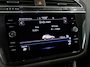 Volkswagen Tiguan 1.5 TSI Life Business - Navi - Stuur en stoelverw - Sensor V+A