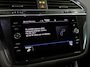 Volkswagen Tiguan 1.5 TSI Life Business - Navi - Stuur en stoelverw - Sensor V+A