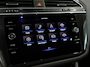 Volkswagen Tiguan 1.5 TSI Life Business - Navi - Stuur en stoelverw - Sensor V+A