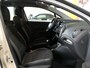 Renault Captur 0.9 TCe Intens *Dealer onderhouden!* - Parkeerassistent - Camera - Dodehoek - Sensor V+A