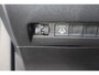 Peugeot e-2008 EV Allure 54 kWh | Fase 3 laden | SOH 95,75% | Nieuw model | Stoelverwarming | Navigatie | Camera | NL auto | 33.500km |