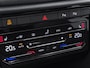 Volkswagen T-Roc 1.5TSI/150PK R-Line · Apple/Android Car Play · Camera + Parkeersensoren · Keyless · Garantie t/m 27-03-2027