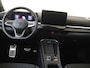 Volkswagen T-Roc 1.5 eTSI R-Line | Trekhaak | Achteruitrijcamera | Matrix LED verlichting | Keyless | Adaptieve cruise control | Dodehoekdetectie | Stoel- en stuurwielverwarming | Carplay |