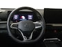 Volkswagen T-Roc 1.5 eTSI R-Line | Trekhaak | Achteruitrijcamera | Matrix LED verlichting | Keyless | Adaptieve cruise control | Dodehoekdetectie | Stoel- en stuurwielverwarming | Carplay |