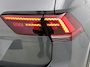 Volkswagen Tiguan 1.5 TSI Comfortline Business 130 PK | R-Line exterieur | Panoramadak | Navigatie | Climate Control | Parkeersensoren | Apple Carplay | Android Auto | 19"Lichtmetalen velgen |