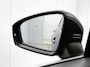 Volkswagen Tiguan 1.5 TSI Comfortline Business 130 PK | R-Line exterieur | Panoramadak | Navigatie | Climate Control | Parkeersensoren | Apple Carplay | Android Auto | 19"Lichtmetalen velgen |