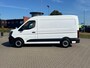Renault Master E-Tech GB L2H2 T35 E-Tech 140 pk long range advance | Navigatie | Trekhaak | Achteruitrijcamera |