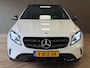 Mercedes-Benz GLA 180 Premium Plus AUT. PANORAMADAK NAVIGATIE CAMERA AIRCO PDC CRUISE KEYLESS-GO STOELVERWARMING