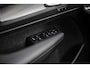 Volvo EX40 Single Motor Extended Range Ultra Black Edition Europa | Harman Kardon audio | 20" Lichtmetalen velgen | Panoramadak | Getint Glas | Stoel en stuurwielverwarming | Elektrische stoelverstelling | Nubuck bekleding | Adaptive Cruise Control | Dodehoekdetectie |