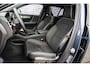 Volvo EX40 Single Motor Extended Range Ultra Black Edition Europa | Harman Kardon audio | 20" Lichtmetalen velgen | Panoramadak | Getint Glas | Stoel en stuurwielverwarming | Elektrische stoelverstelling | Nubuck bekleding | Adaptive Cruise Control | Dodehoekdetectie |