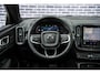 Volvo EX40 Single Motor Extended Range Ultra Black Edition Europa | Harman Kardon audio | 20" Lichtmetalen velgen | Panoramadak | Getint Glas | Stoel en stuurwielverwarming | Elektrische stoelverstelling | Nubuck bekleding | Adaptive Cruise Control | Dodehoekdetectie |