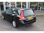 Volvo V70 T4 180PK Automaat Summum | Afn. Trekhaak | Schuif/kanteldak | BLIS | El. Voorstoelen | Adapt. Cruise | El. Achterklep |