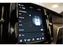 Volvo XC60 2.0 T6 Plug-in hybrid AWD Ultra Black Edition R-Design | Panoramadak | Trekhaak | 360 camera | Adaptive+Lane | Harman Kardon | 21inch | Dealer onderhouden Recharge