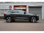 Volvo XC60 2.0 T6 Plug-in hybrid AWD Ultra Black Edition R-Design | Panoramadak | Trekhaak | 360 camera | Adaptive+Lane | Harman Kardon | 21inch | Dealer onderhouden Recharge