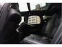 Volvo XC60 2.0 T6 Plug-in hybrid AWD Ultra Black Edition R-Design | Panoramadak | Trekhaak | 360 camera | Adaptive+Lane | Harman Kardon | 21inch | Dealer onderhouden Recharge