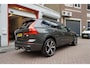 Volvo XC60 2.0 T6 Plug-in hybrid AWD Ultra Black Edition R-Design | Panoramadak | Trekhaak | 360 camera | Adaptive+Lane | Harman Kardon | 21inch | Dealer onderhouden Recharge