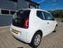 Volkswagen Up! 1.0 move up!