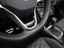 Volkswagen T-Roc Cabrio 1.5 TSI R-Line 150 PK| Trekhaak Afneembaar | Navigatie Pro | LEDER Interieur | Stoelverwarming | Stuurwielverwarming | Achteruitrijcamera | Dodehoekdetectie | LED Matrix