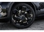 Volvo EX40 Single Motor Extended Range Ultra Black Edition Europa | Google | Long Range | Harman Kardon Audio | 20" Lichtmetalen Velgen | Panoramadak | Getint Glas | Elektrische Stoelverstelling | Nubuck Bekleding | Adaptive Cruise Control | Dodehoekdetectie | 360 Camera | Zitverlenging | Elek. Achterklep | Keyless