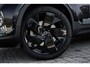 Volvo EX40 Single Motor Extended Range Ultra Black Edition Europa | Google | Long Range | Harman Kardon Audio | 20" Lichtmetalen Velgen | Panoramadak | Getint Glas | Elektrische Stoelverstelling | Nubuck Bekleding | Adaptive Cruise Control | Dodehoekdetectie | 360 Camera | Zitverlenging | Elek. Achterklep | Keyless