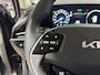 Kia Niro Hybrid 1.6 GDi DynamicPlusLine Stoel en Stuur verwarming, Schuif kantel dak, Apple Carplay/Android Auto, Navigatie, Camera.