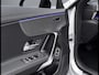 Mercedes-Benz CLA 180 Star Edition Luxury | Night Pakket | Panoramadak | Apple CarPlay | Android Auto | Sfeerverlichting | Stoelverwarming | Parkeersensoren | Achteruitrijcamera | Elektrisch Inklapbare Buitenspiegels