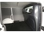 Volkswagen Transporter 2.0 TDI 150PK L1H1 | Automaat | Airco | Cruise | 3 Zits | Carplay | Trekhaak | Parkeersens.