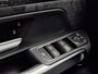 Mercedes-Benz EQB 250+ Business Solution AMG 71 kWh | Panoramadak | Night Pakket | Burmester Surround | 360° Camera | Head-up Display | Elektrisch Verstelbare Stoelen + Memory | Apple CarPlay | Android Auto