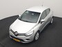 Renault Clio 1.2 TCe Intens 119pk Automaat | Camera | Keyless | Alcantara Sportstoelen Verwarmd | Cruise Control | LED Koplampen | DAB | Navigatie | Park Assist | 16"L.M