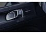 Volvo EX40 Single Motor Extended Range Ultra Black Edition Europa | Google | Long Range | Harman Kardon Audio | 20" Lichtmetalen Velgen | Panoramadak | Getint Glas | Elektrische Stoelverstelling | Nubuck Bekleding | Adaptive Cruise Control | Dodehoekdetectie | 360 Camera | Zitverlenging | Elek. Achterklep | Keyless