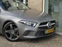 Mercedes-Benz A-klasse 180 7G-DCT Business Solution Automaat|Wide Screen|CarPlay|Navi|Clima|Winter Pakket|MAGNO Kleur|Trekhaak|LED